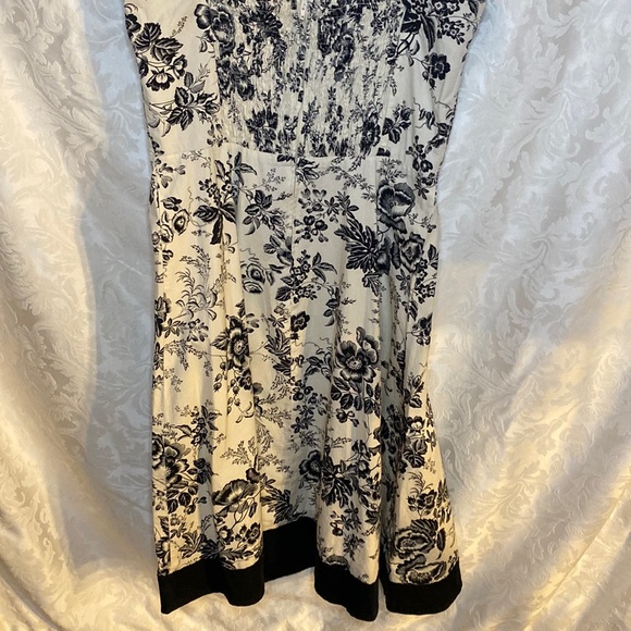 R&K originals dress black and white 12 floral - Picture 4 of 8